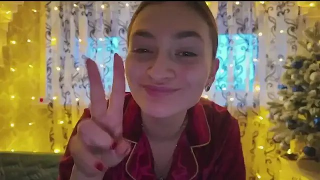 SweetLiaison on StripChat