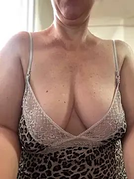 sweetmystery1 on StripChat