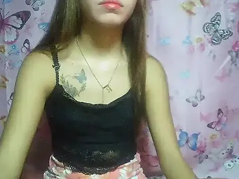 SweetPussie18x on StripChat