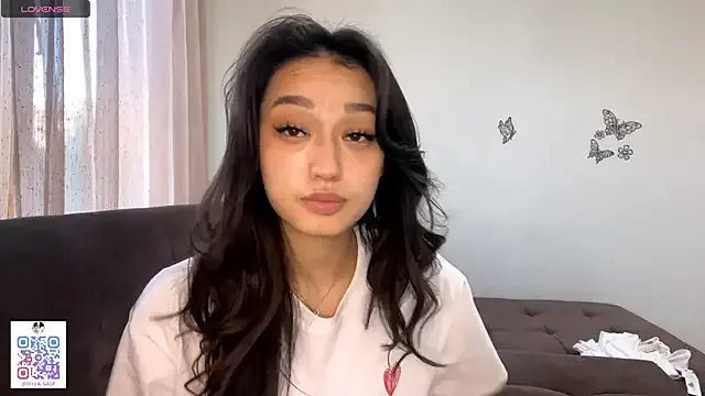 Freechat SweetSakuraJane on StripChat