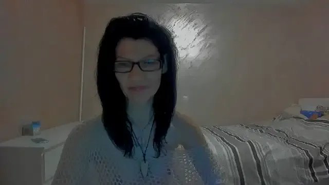 SweetSin40 on StripChat