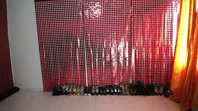 Freechat Sweett_Anya on StripChat