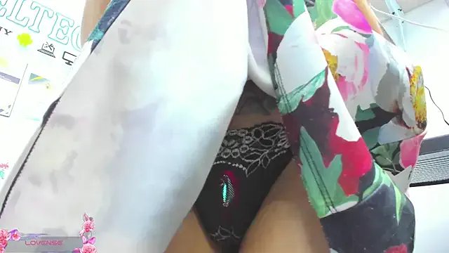 swmilena_hot_ on StripChat