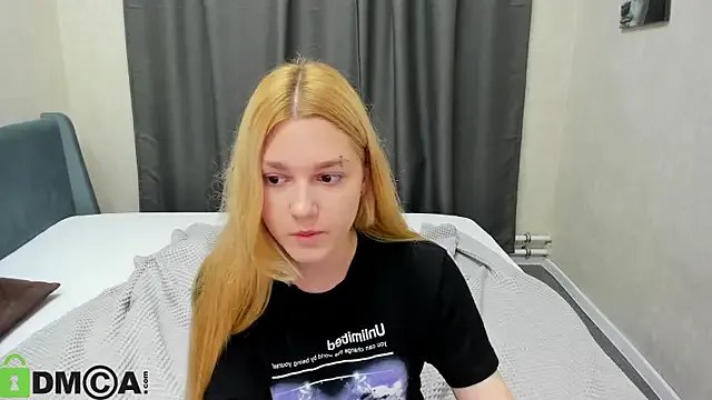 Sylvia_Ortiz on StripChat