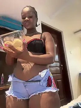 t-Booty_risky_ on StripChat