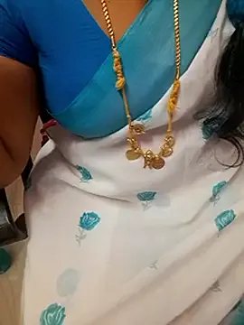 Tamil_Ammani on StripChat