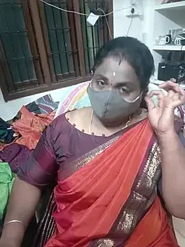 Tamil_Kavitha10 on StripChat