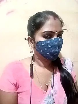 Tamil_roja17 on StripChat
