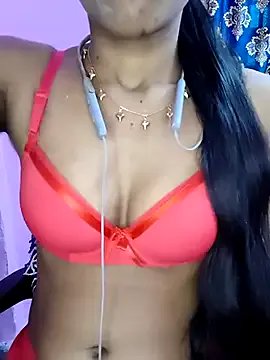 Tamil_siluku on StripChat
