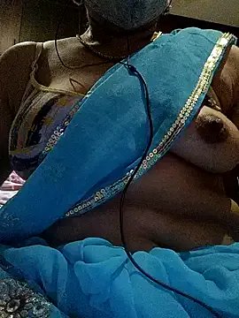 Tamil_Sivani on StripChat