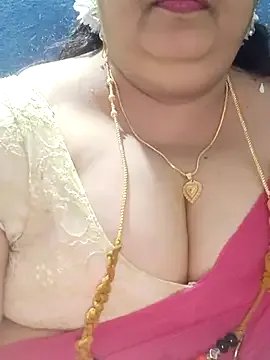 tamilthanushri on StripChat