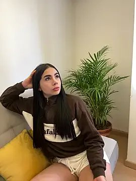 tamy_xoo on StripChat