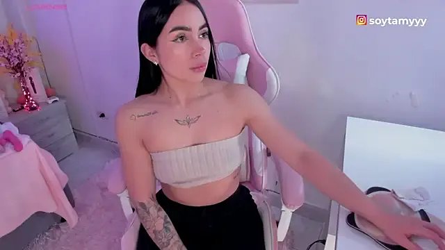 tamy_xoo on StripChat