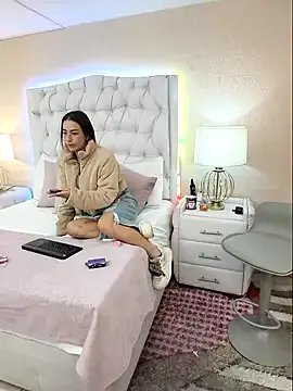 TaniaBlaze on StripChat