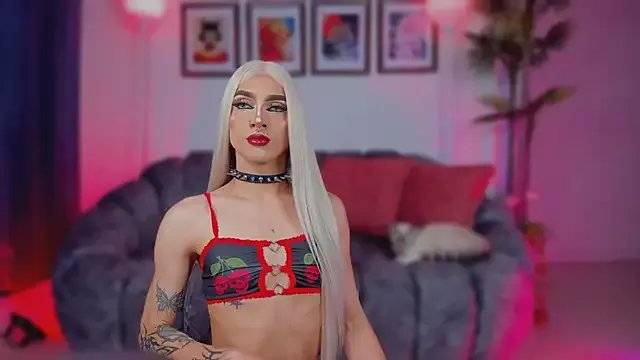 Taylor__foxxx on StripChat