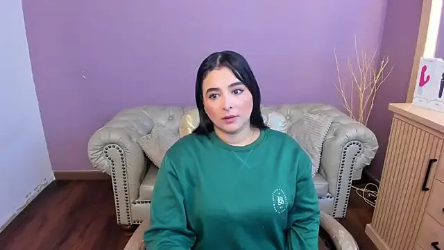 taylor_bennet on StripChat