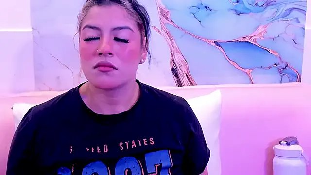 taylor_cupper on StripChat