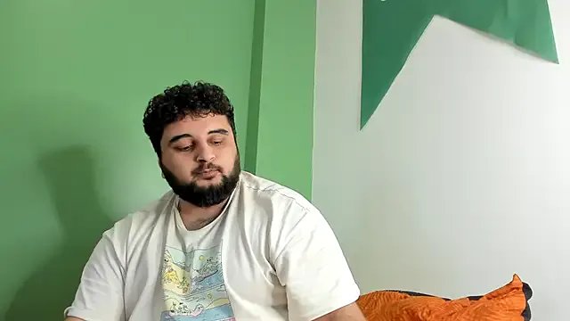 teddy_alan on StripChat