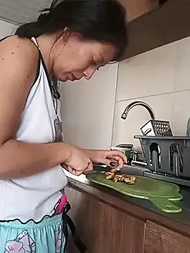 Tefannyy_ on StripChat