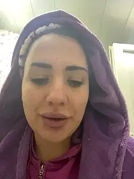 tesaa1212 on StripChat