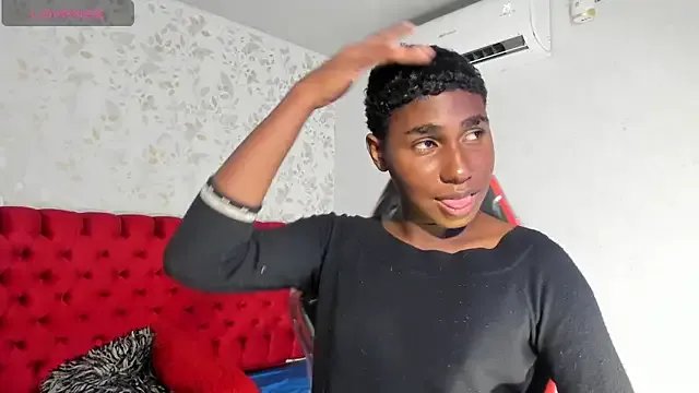 teylor_lovee — One fingger in my asshole