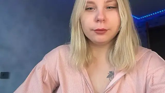 Thalia__Star on StripChat