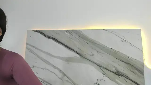 thamiina_ on StripChat