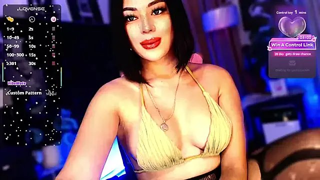 ThanyaKambridge_ on StripChat