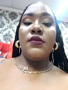 Thasha8 on StripChat