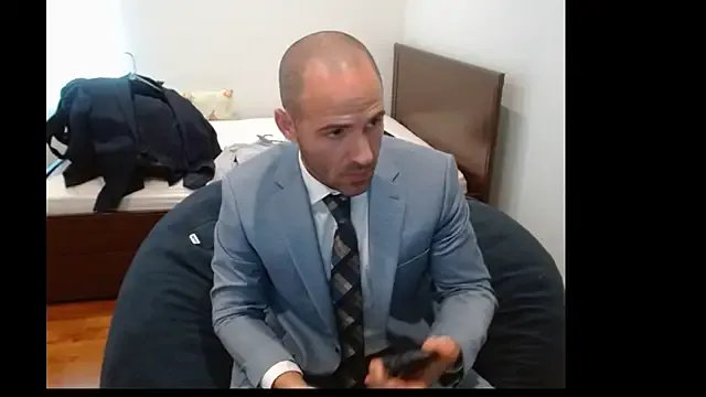 TheNakedPreacher on StripChat