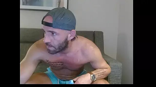 TheNakedPreacher on StripChat