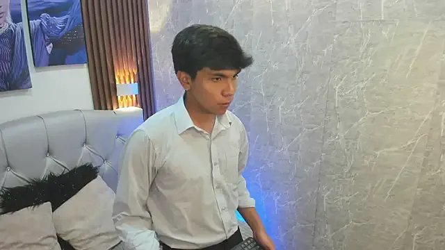 Thiago_Kozak on StripChat