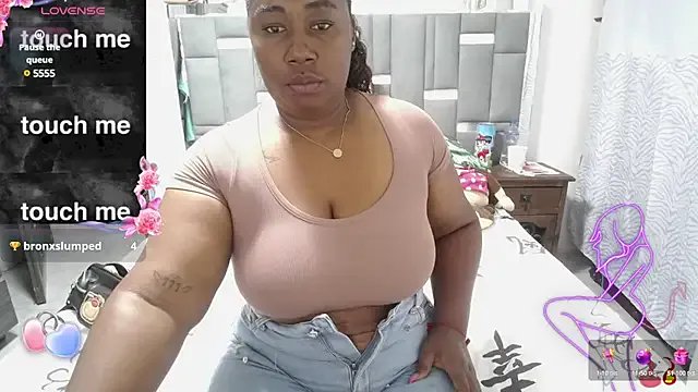 thickebonymilfF on StripChat