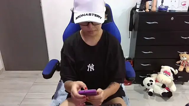 thomascooper7 on StripChat