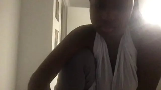 tia___fox — naked cold plunge in winter air 