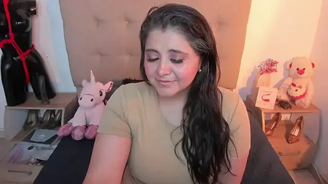 TifanyAmazinng on StripChat