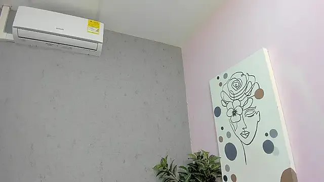 Tiffany_mendez on StripChat