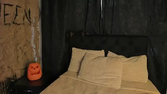 Tiffany_Nm on StripChat