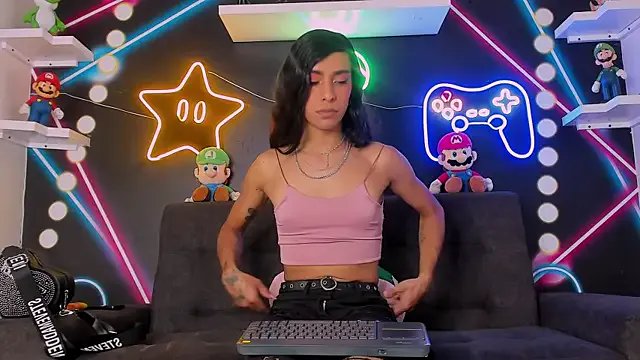 TiffValentinee_ on StripChat