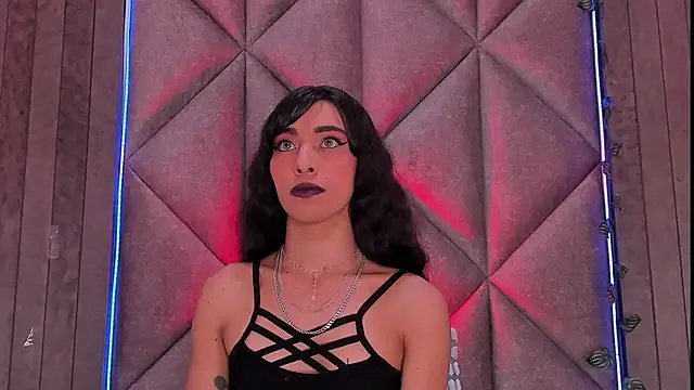 TiffValentinee_ on StripChat