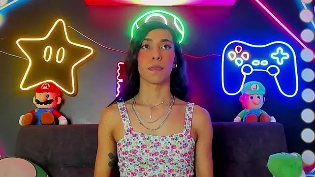 TiffValentinee_ on StripChat