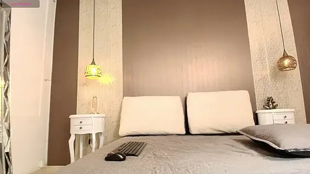 Tiifany_Baker — Remove top