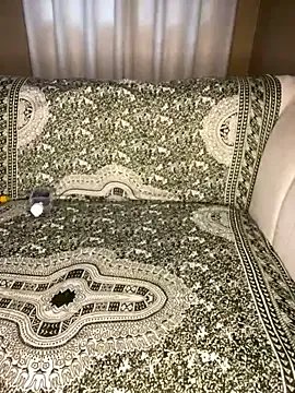 TinaFavourite on StripChat