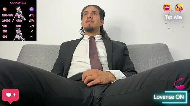 Tom_blunt96 on StripChat