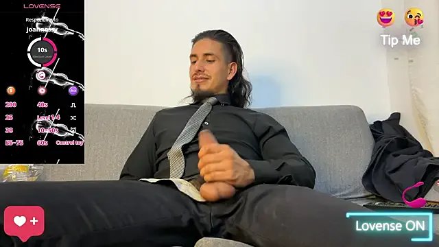 Tom_blunt96 on StripChat