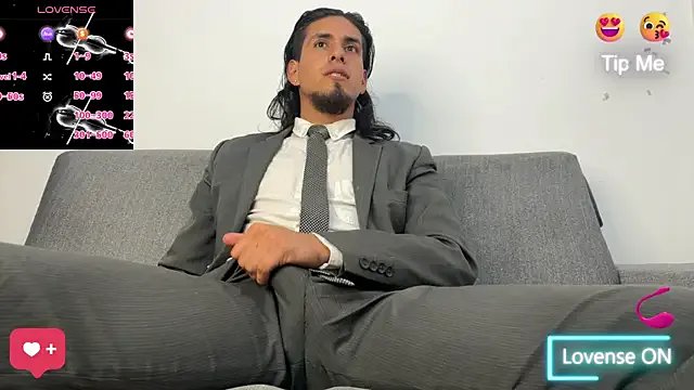 Tom_blunt96 on StripChat