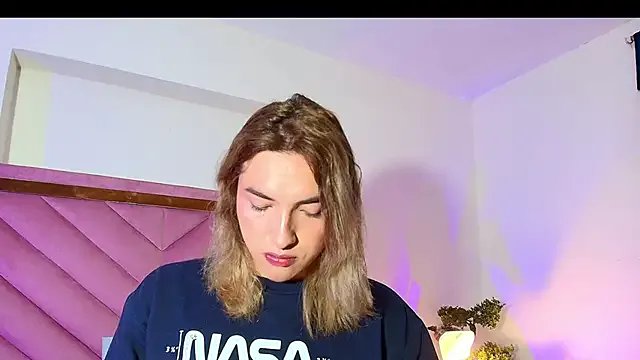 TomLondon_ on StripChat