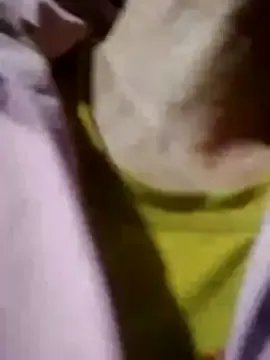 TRIEUTRIEU20 on StripChat