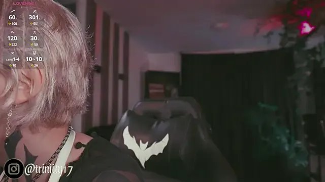 Trinity___s on StripChat