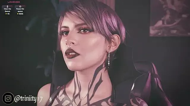 Trinity___s on StripChat